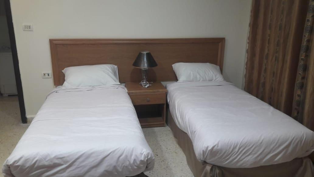 Mesha Stele Hotel Suites Madaba Exterior foto
