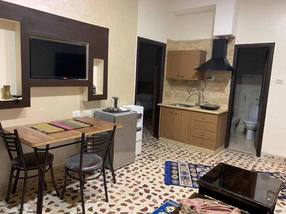 Mesha Stele Hotel Suites Madaba Exterior foto
