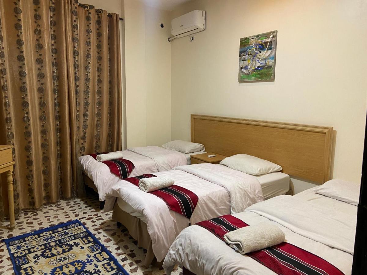 Mesha Stele Hotel Suites Madaba Exterior foto
